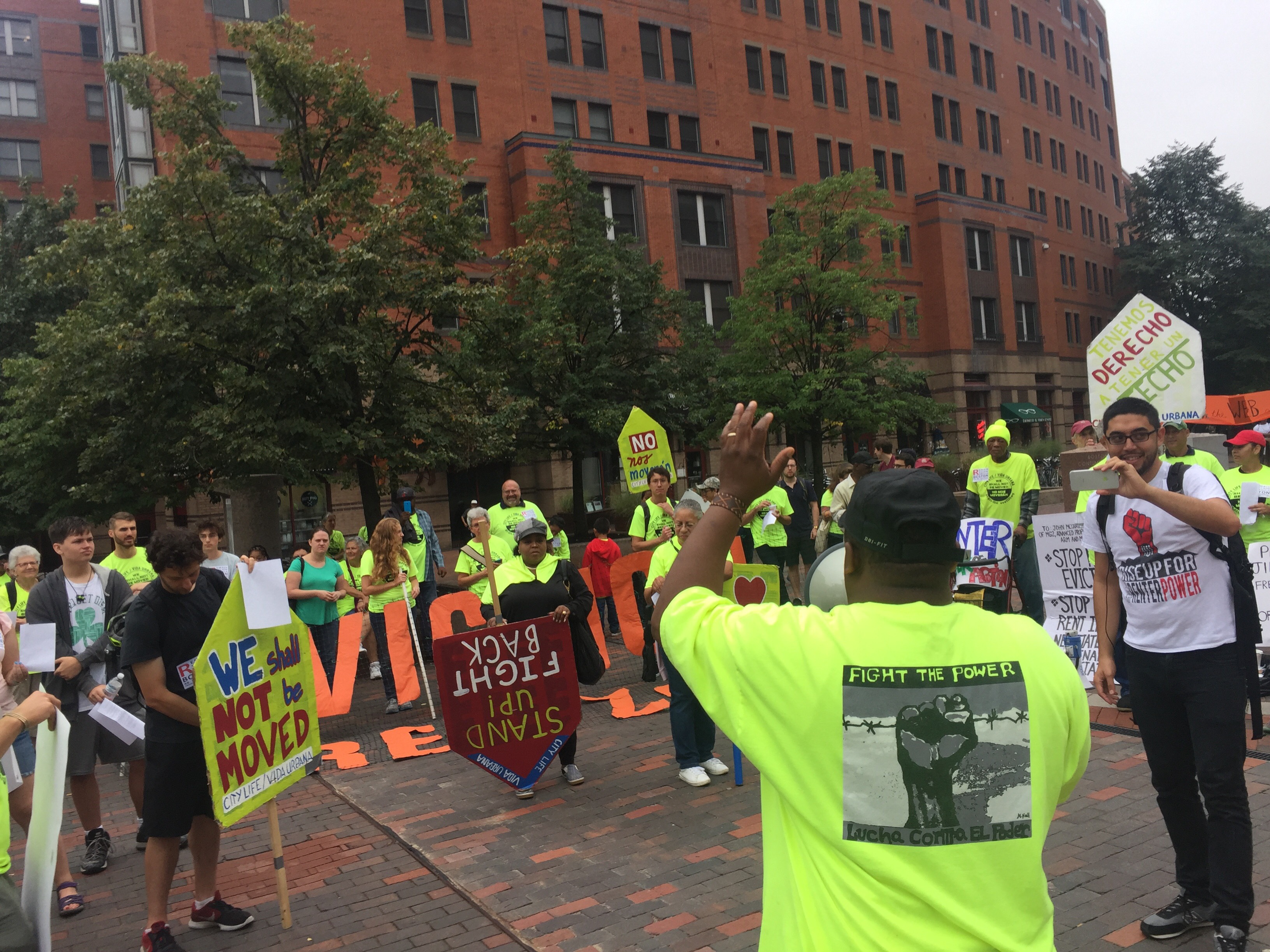 Boston puts Advanced Property Management on notice in kickoff to Renters’ Week of Action